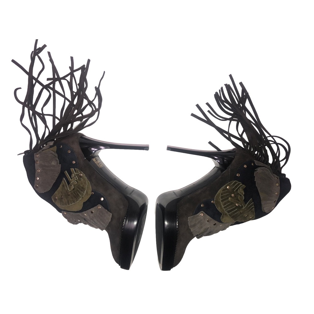 Burberry Boots Women's 9.5 Brown Suede Leaf Fringe Studs Ankle Runway 39.5 NEW - Picture 7 of 13